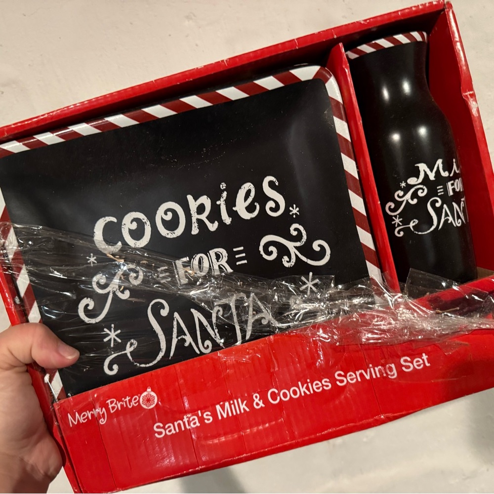 Santa's Milk & Cookies Serving Set